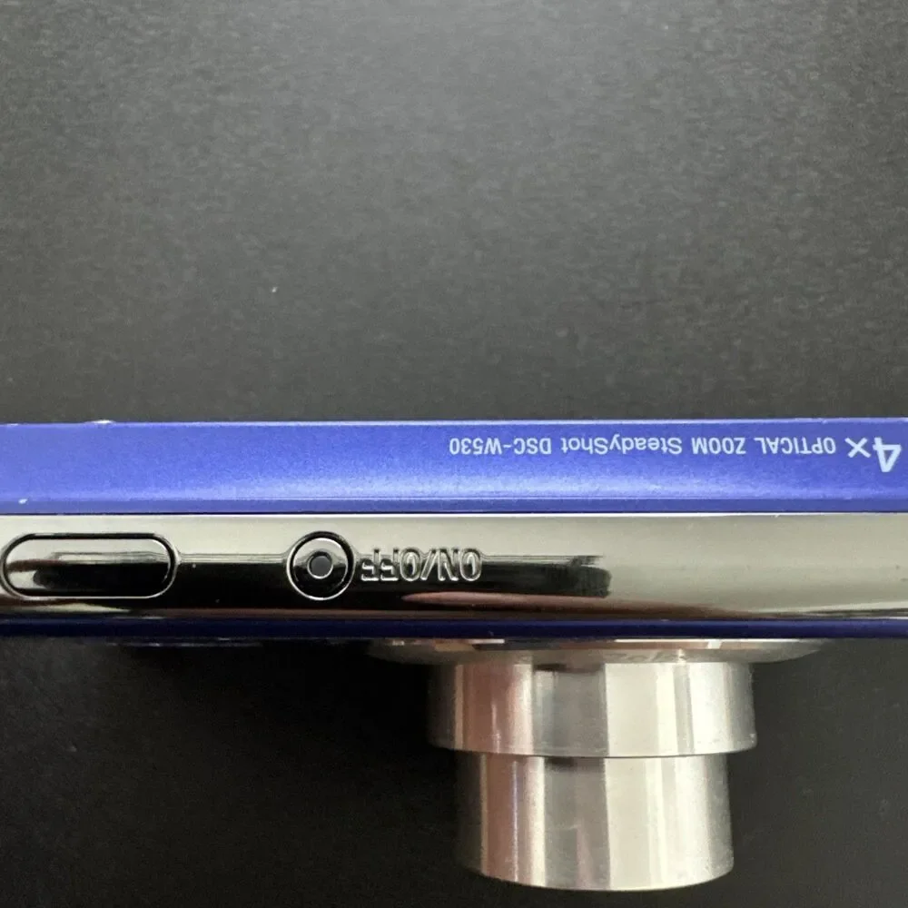 Sony Cyber-shot DSC-W530 14.1MP Digital Camera Blue 4x Optical Zoom Carl Zeiss